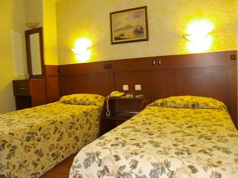 ****  איסטמבול Glorious Hotel טורקיה
